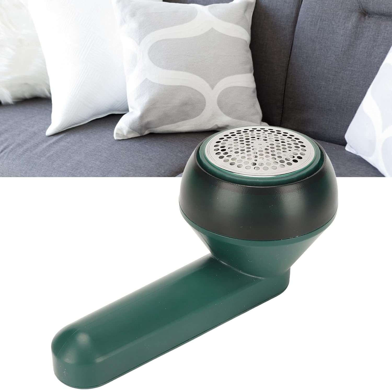 Aparat electric pentru curatat scame