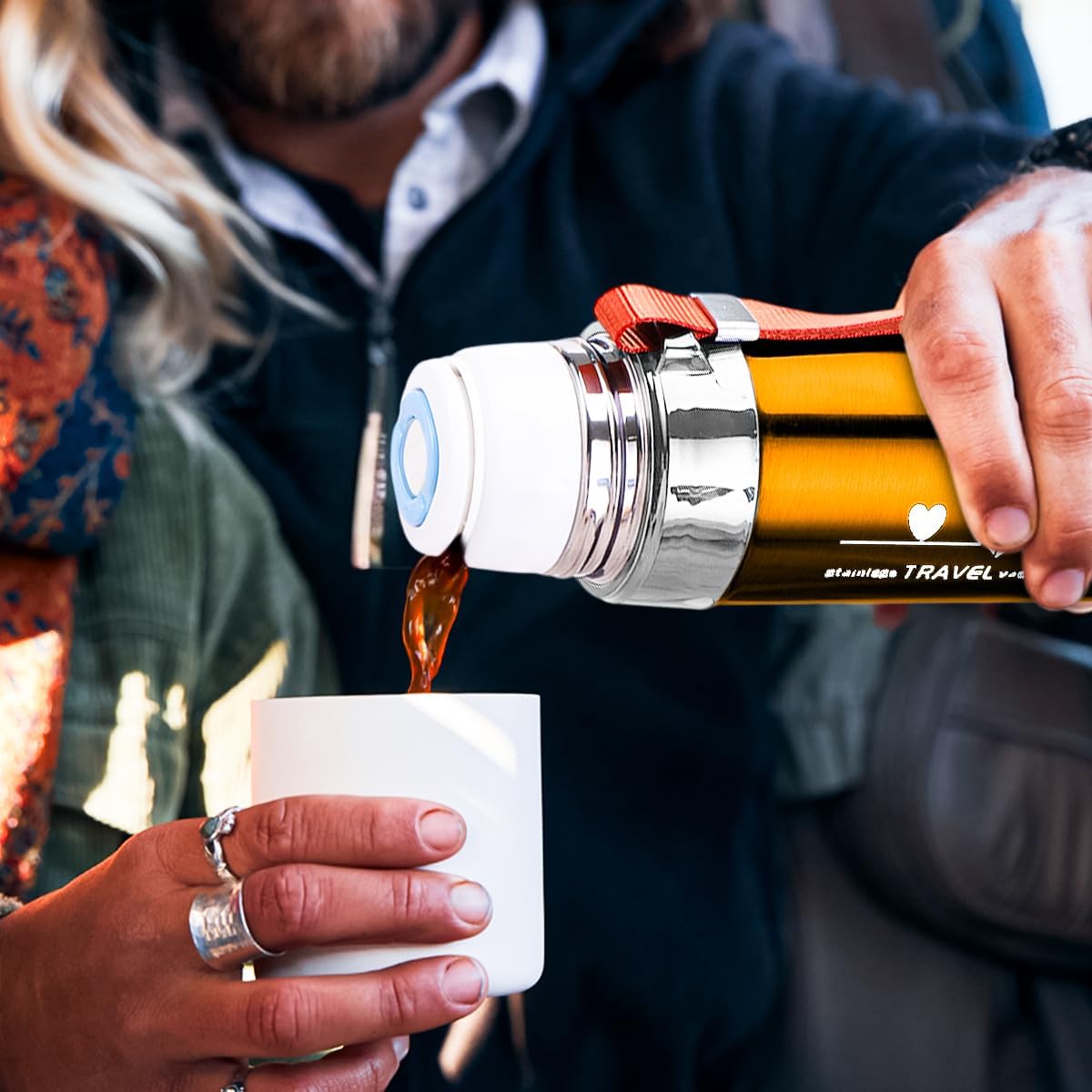 Cana termos 750ml cu perete dublu si capac etans – pentru bauturi calde sau reci