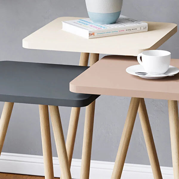 Set 3 masute decorative cu picioare din lemn 34x34 cm, 3 inaltimi (41 / 45 / 49 cm)