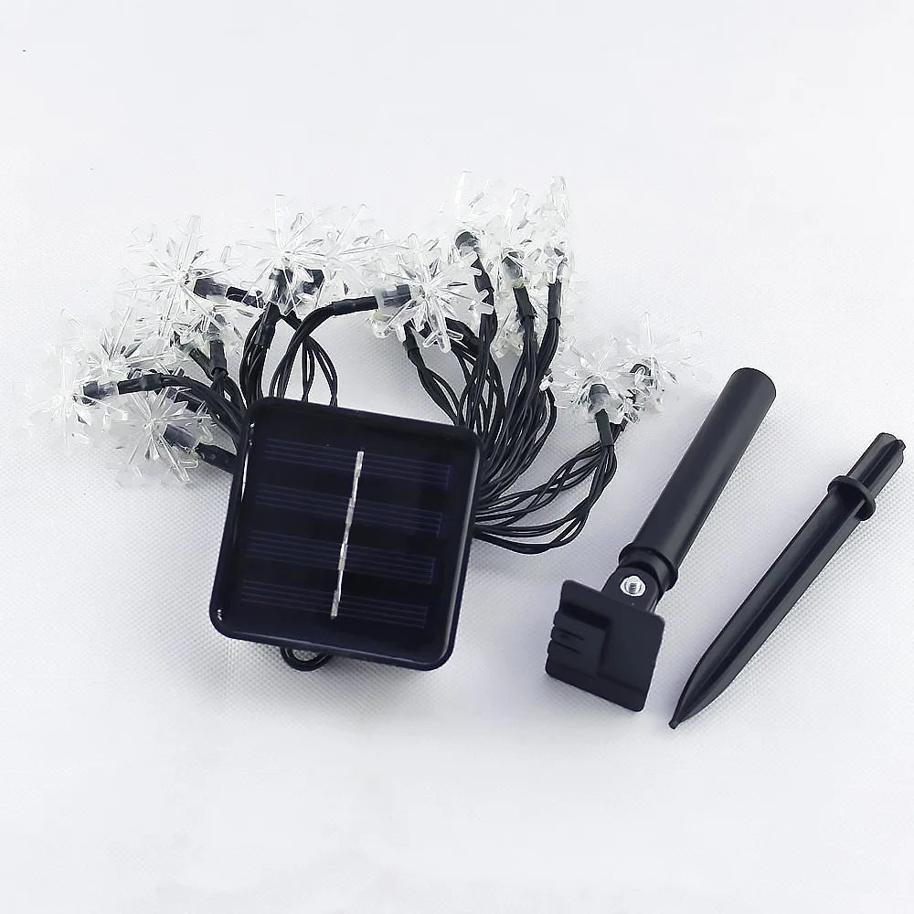 Instalatie Solara cu LED, 7 metri cu 50 fulgi de nea cristal