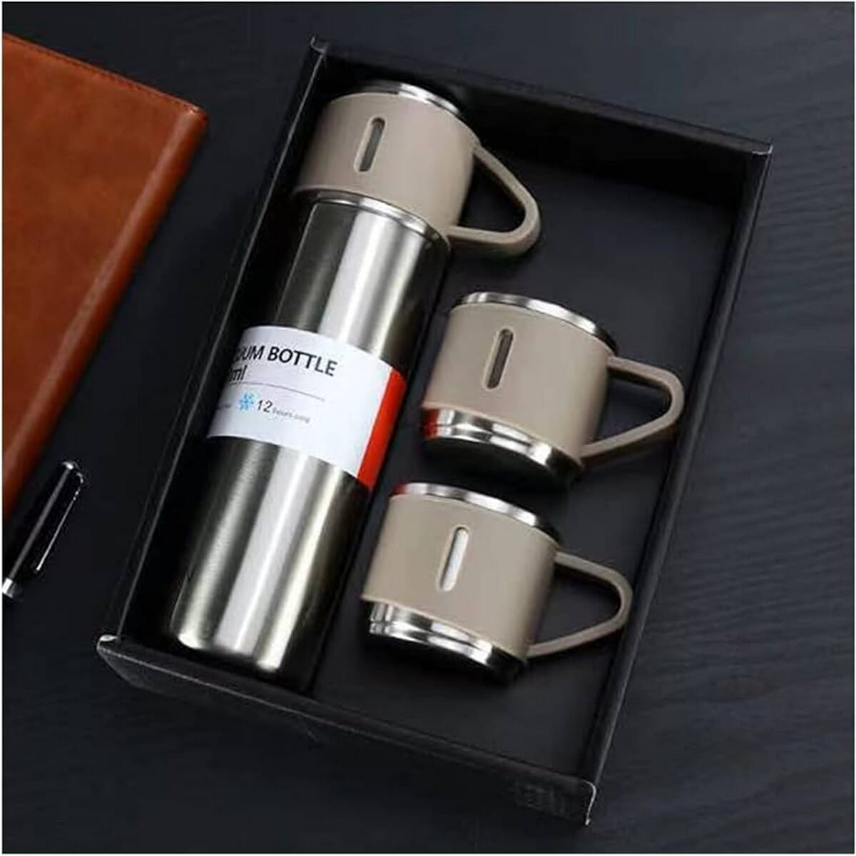 Set Cadou Termos 500ml cu 3 Cesti Inox Perete Dublu Pastreaza Bauturi Calde Reci 12 Ore Etans