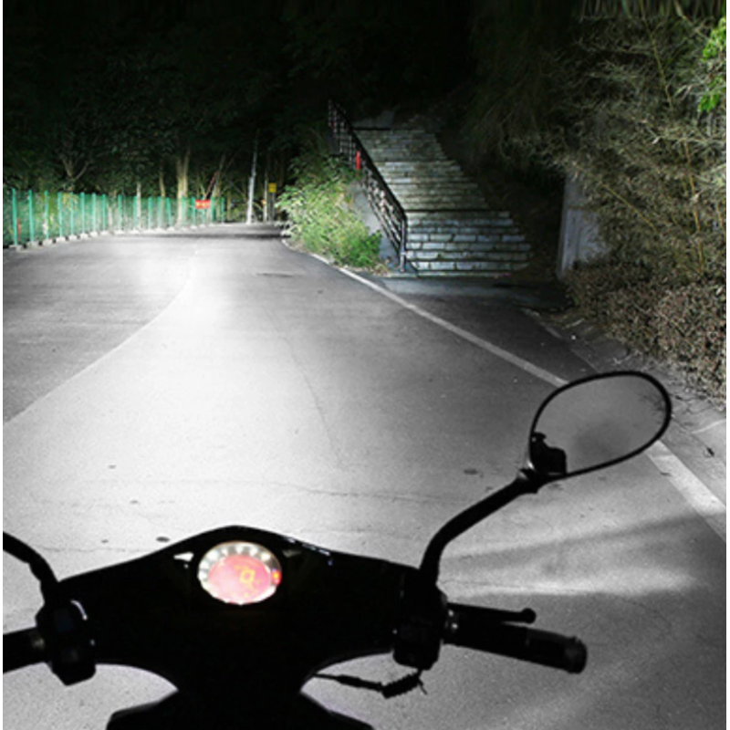 Bec Led H4 MOTO cu doua faze 3030 cu 61 LED SMD temperatura 6000k putere 160W 15000 lm