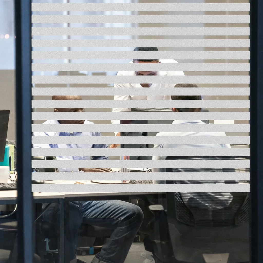 Folie mata pentru geam, tip sablare, protectie vizuala si intimitate, 60x300cm