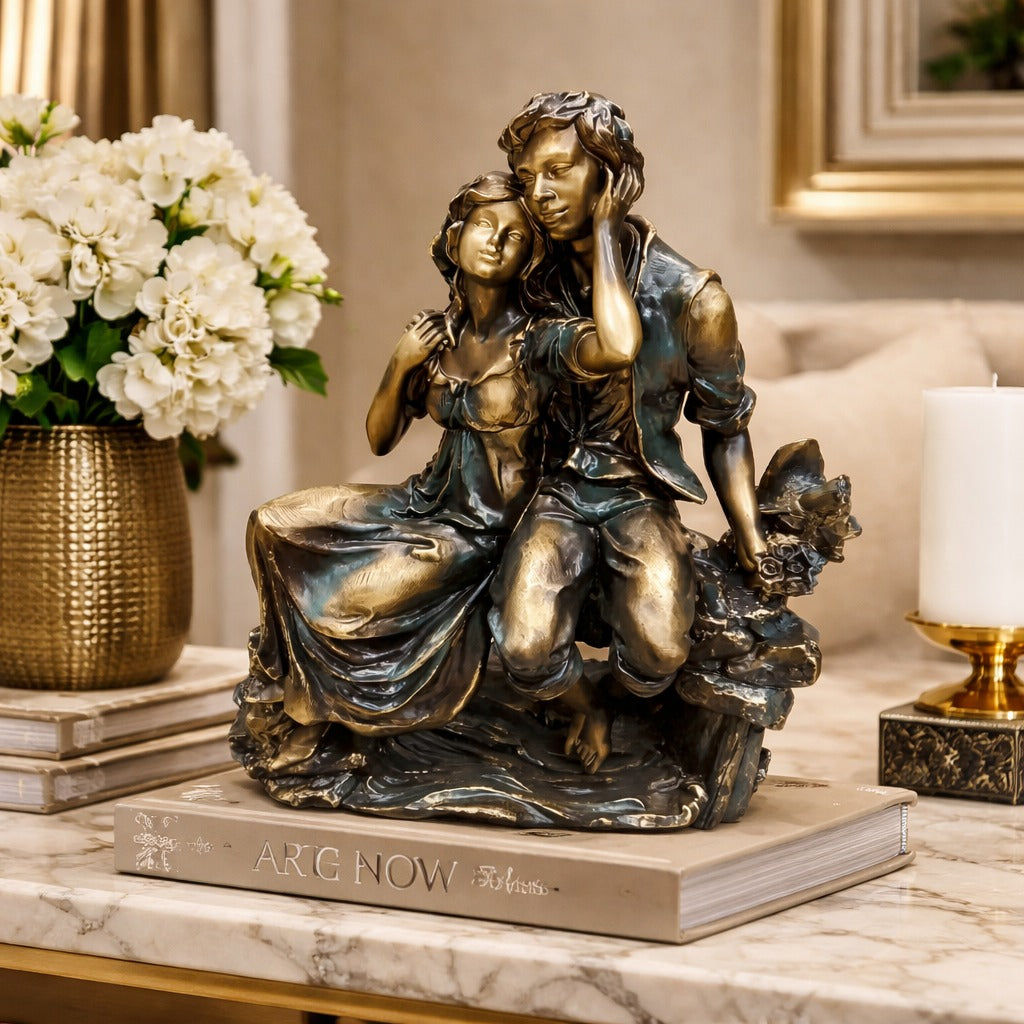 Statueta decorativa cuplu romantic – eleganta si emotie in detalii fine, 28 cm