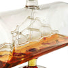 Set Decantor Whisky sub forma de corabie cu suport de lemn si 4 pahare, 1100ml