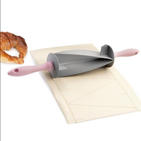 Set doua taietoare profesionale de saratele si croissante - imagine 5