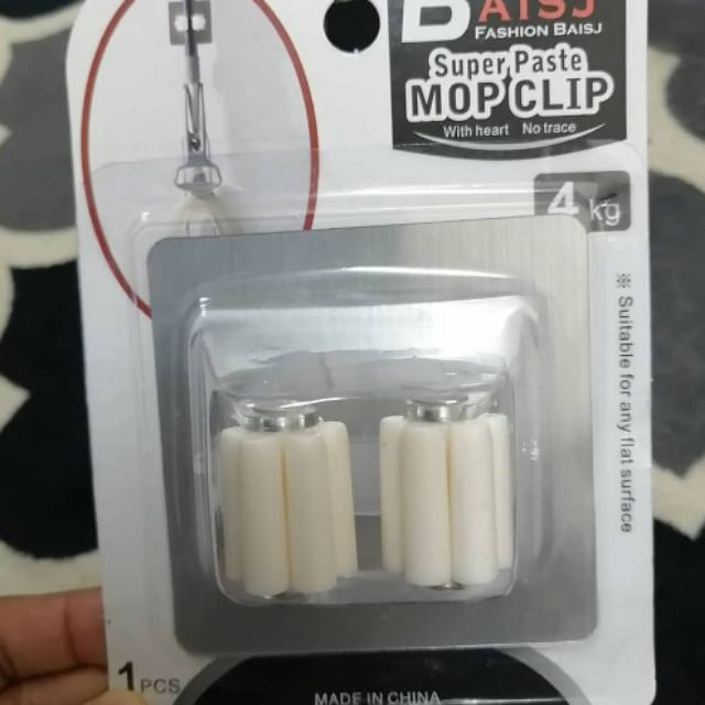 Set 2 bucati suport de perete pentru mop si maturi universal