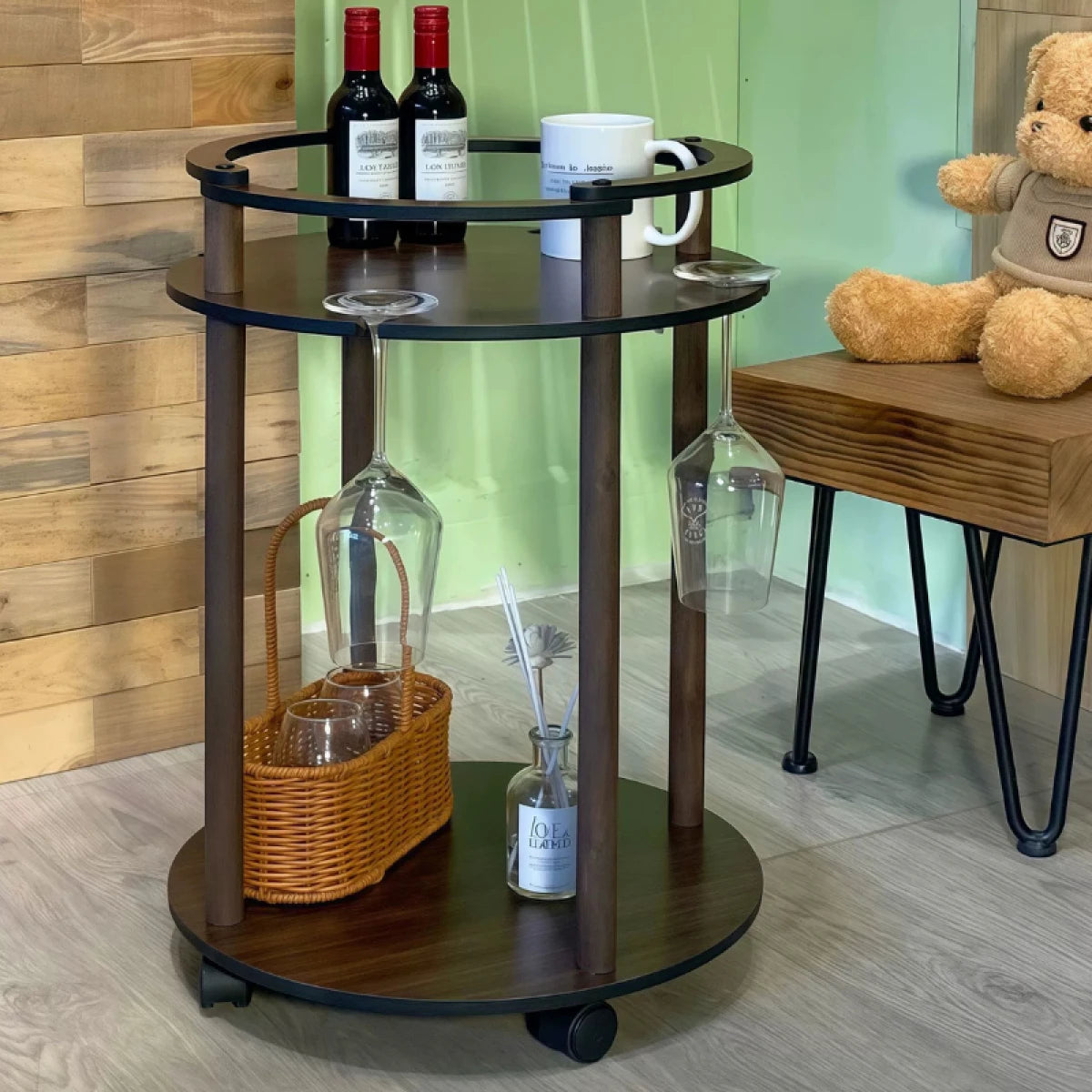 Masuta rotunda pentru sticle si pahare de vin, portabila, 2 nivele, lemn cu MDF, 54 x 40 cm