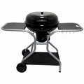 Gratar pe carbuni KLUGMEISTER KY22020T, material otel, cu capac si roti de deplasare, inaltime gatire 78 cm, dimensiuni 133x67x98 cm