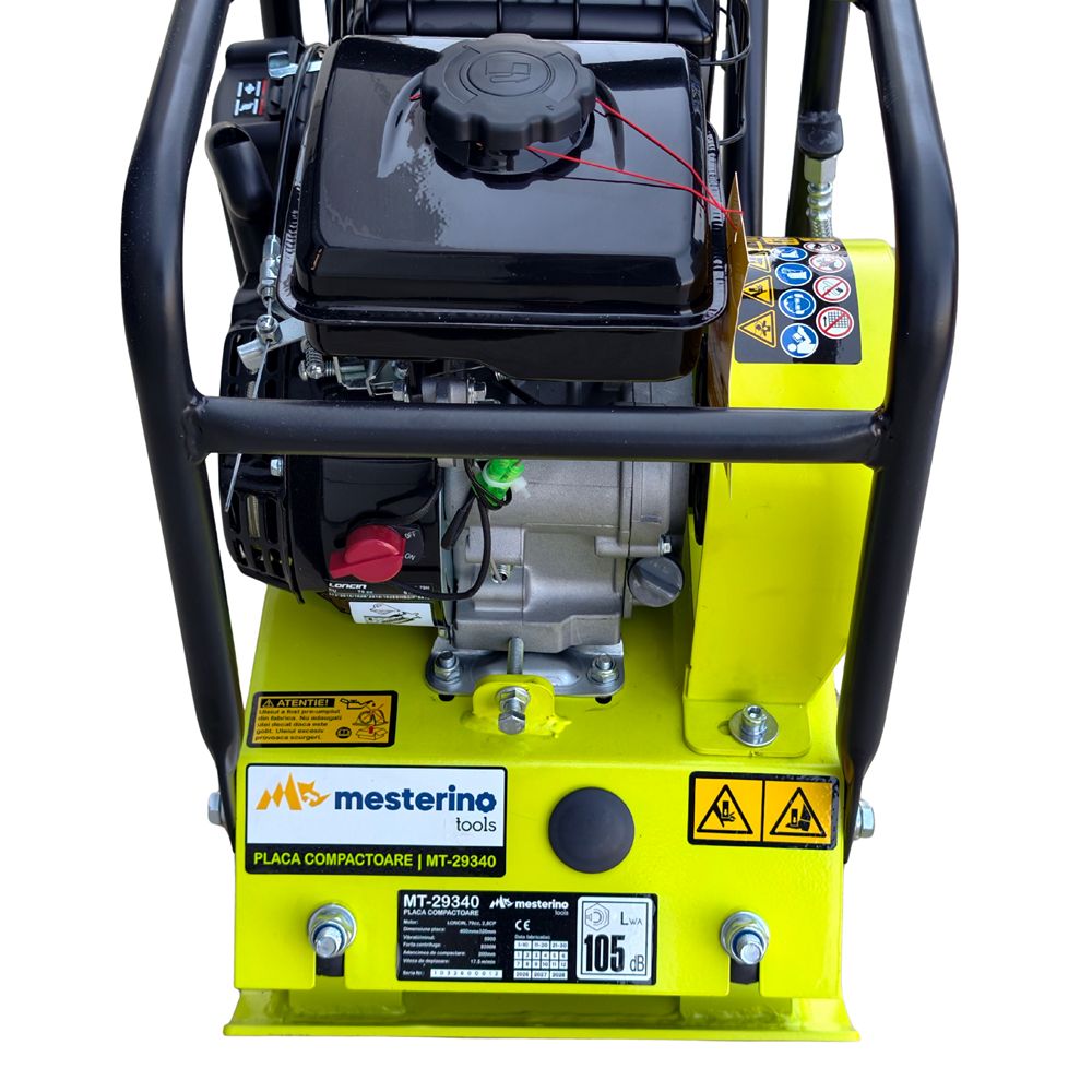 Placa compactoare cu kit roti MESTERINO TOOLS MT-29340, motor LONCIN 79 cc pe benzina, putere 2.8 CP, dimensiuni placa 400 x 320 mm, 5900 vpm, forta centrifuga 8200 N, greutate de operare 50 kg