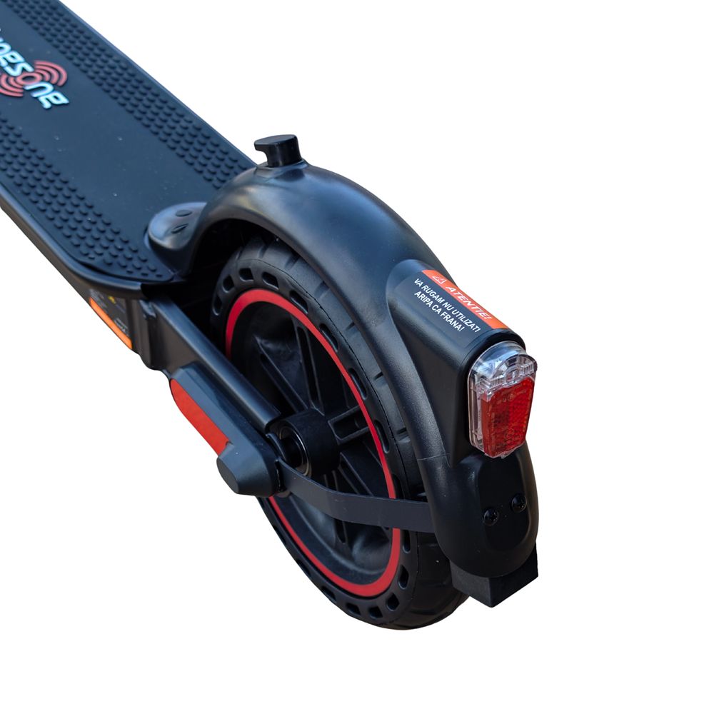 Trotineta electrica premium KINGSONG MTKS-E1, motor 250 W, acumulator 37 V si 7.8 Ah, viteza maxima 20 km/h, autonomie 25 km, roti 8.5 inch, sarcina maxima 100 kg