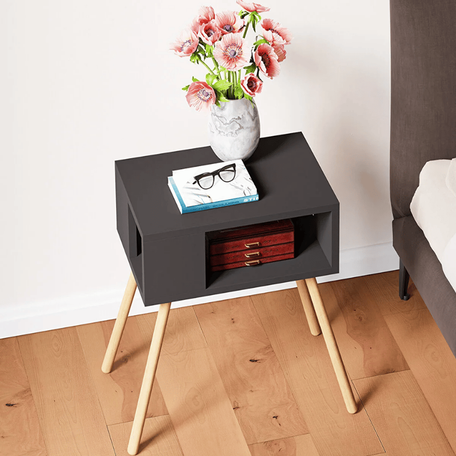 Noptiera cu picioare din lemn si raft deschis, 44 x 29 x 18 cm, stil scandinav modern