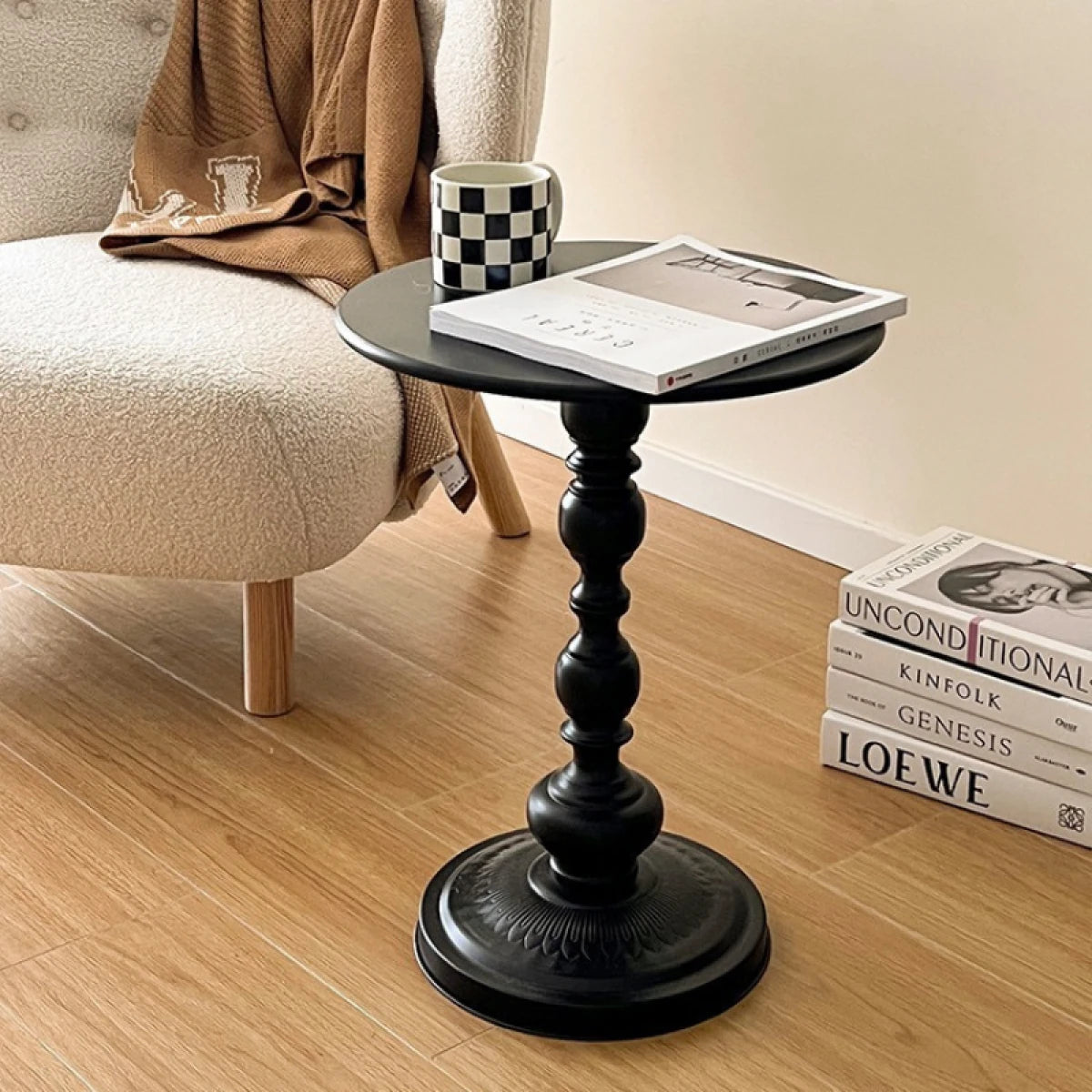 Masuta de cafea retro, fier, pentru living, dormitor sau balcon 52 x 38 cm, negru