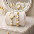 Set Ceas si Bratara pentru Dama, Finisaj Auriu cu Pietre Decorative, Elegant si Rafinat