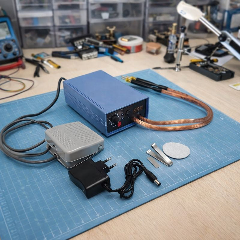 Aparat de sudura 5 kW, curent reglabil, baterie 18650, aparat de sudura prin puncte, gri alb