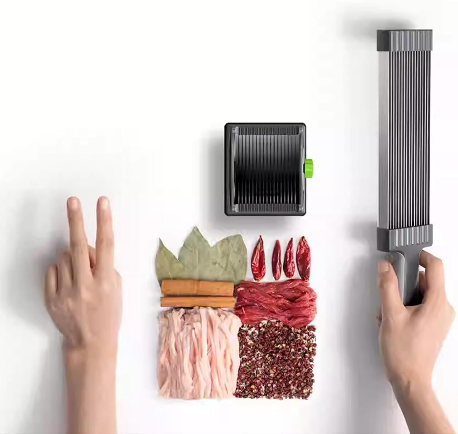 Feliator Profesional pentru Carne cu Lame Multiple din Inox Alimentar si Grosime Ajustabila (2-4mm) – Ideal pentru Tartar, Fasii, Felii si Cuburi de Carne