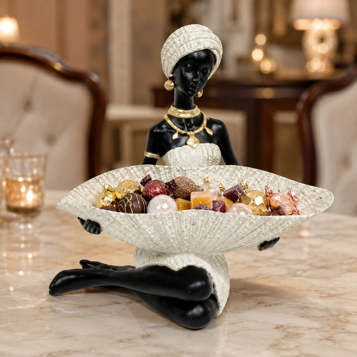 Statuetă Decorativă Femeie cu Tavă – Rășină Finisată, 25 × 21 cm - detaliu produs
