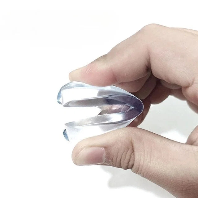 Set 4 Protectii Colturi Forma L Silicon Transparent 1.5x0.5x4.0 cm - detaliu produs