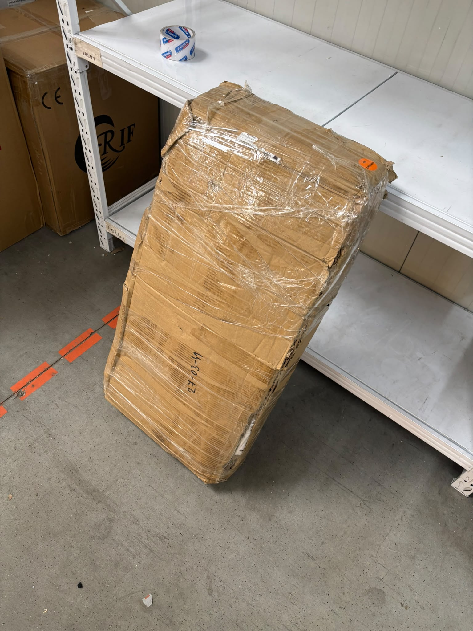 RESIGILAT — Comoda cu 5 sertare, 90 x 44,2 x 89,7 cm · Acceptabil #001