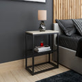 Noptiera moderna cu rafturi, cadru metalic negru si blat alb, pentru dormitor sau living 44 × 29 × 63 cm