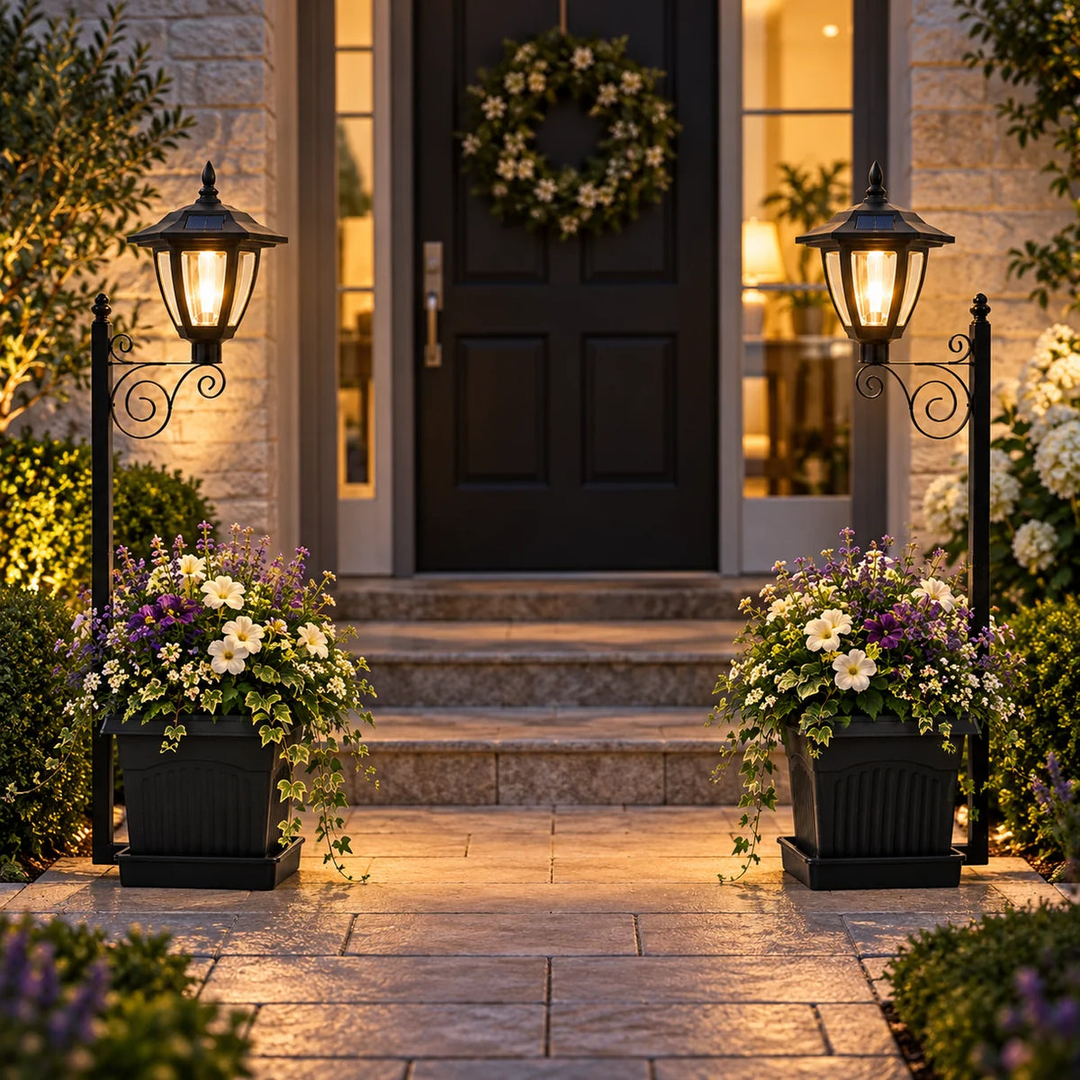 Lampă Solară de Grădină cu Jardinieră Integrată, Felinar LED și Design Decorativ – 29 × 28 × 74 cm