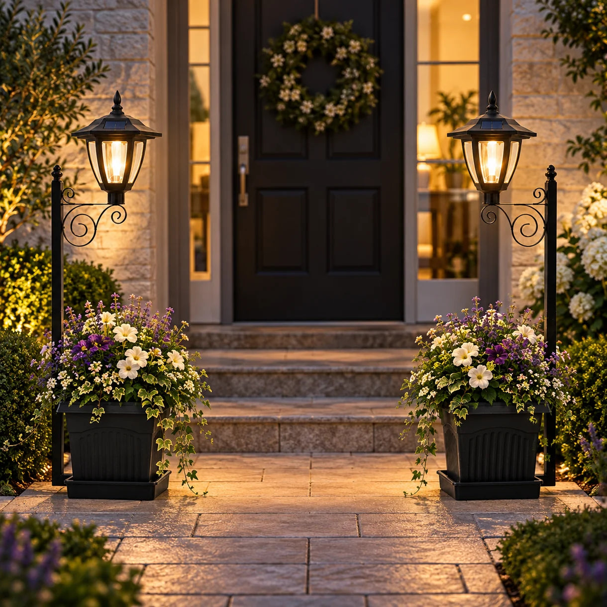 Lampă Solară de Grădină cu Jardinieră Integrată, Felinar LED și Design Decorativ – 29 × 28 × 74 cm