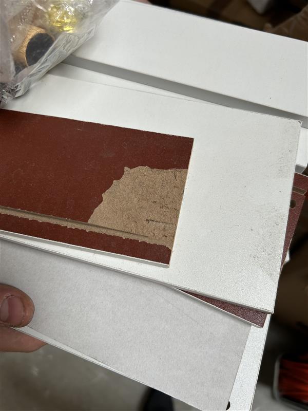 RESIGILAT - Noptiera moderna cu 3 polite si un sertar, 40x30x53cm