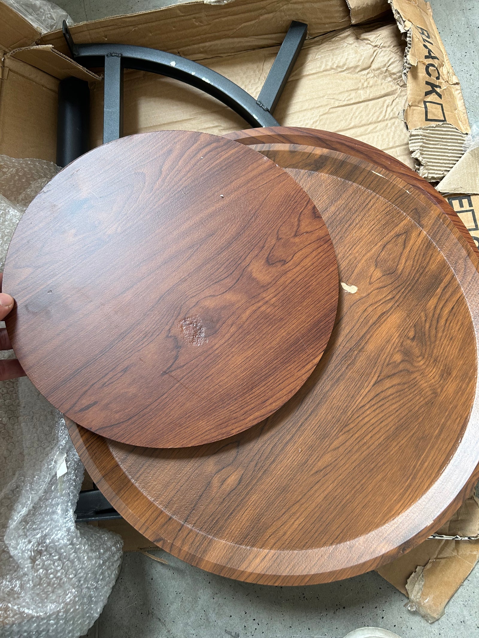 RESIGILAT - Masuta de cafea pentru living, design nordic, elegant, 62x30cm