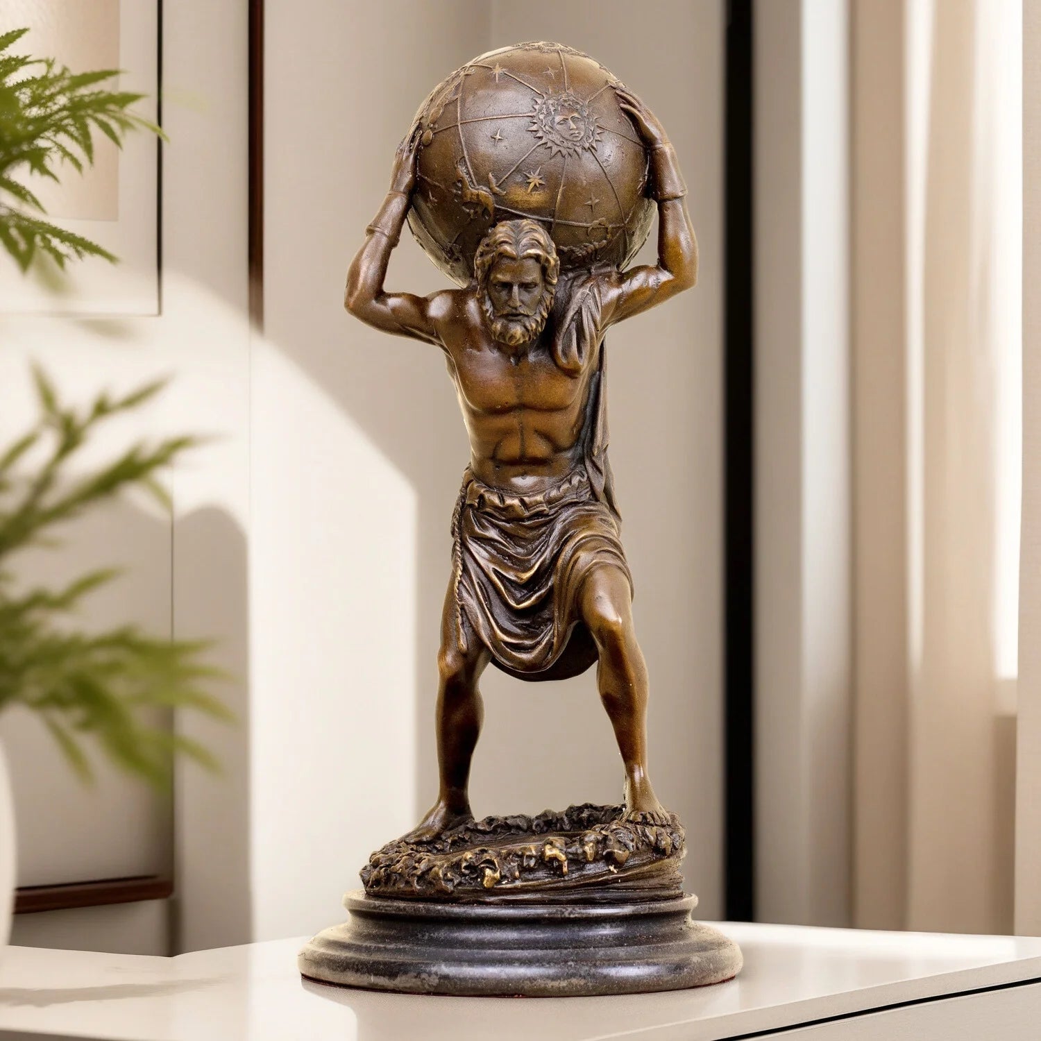 Statueta decorativa Atlas – rasina – design clasic impunator 11 x 30 cm