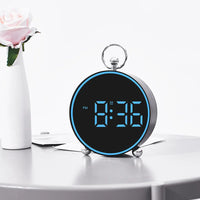 Ceas desteptator digital LED 4,4" cu afisaj color, comanda vocala si alarme personalizabile - trezeste ecranul prin bataie