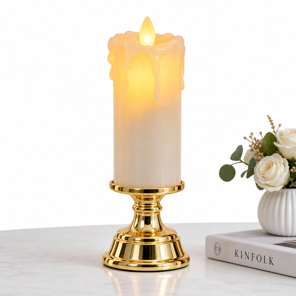 Lumânare LED Premium cu Flacără Realistă, Efect de Ceară Topită și Suport Auriu Elegant – 18 × 5 cm - detaliu produs