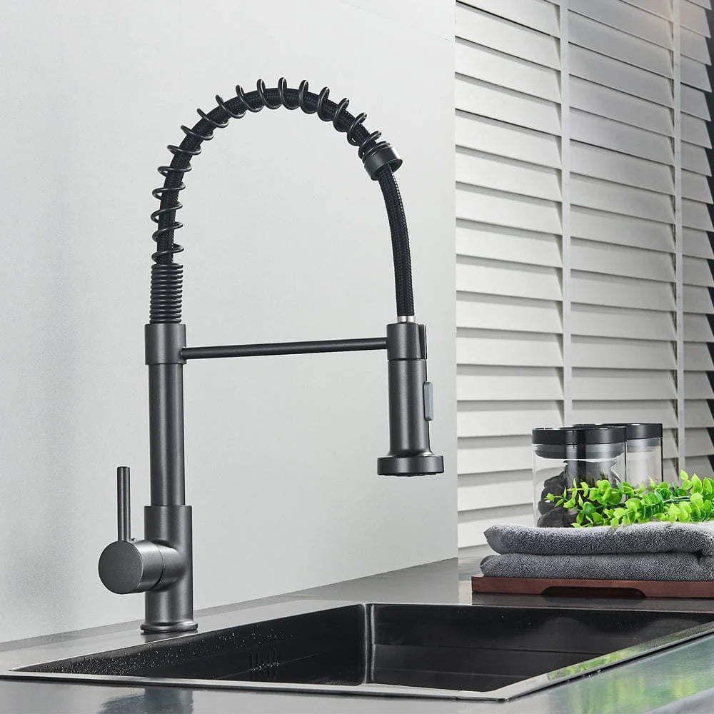 Baterie profesionala, cu dus flexibil, 2 functii de curgere a apei