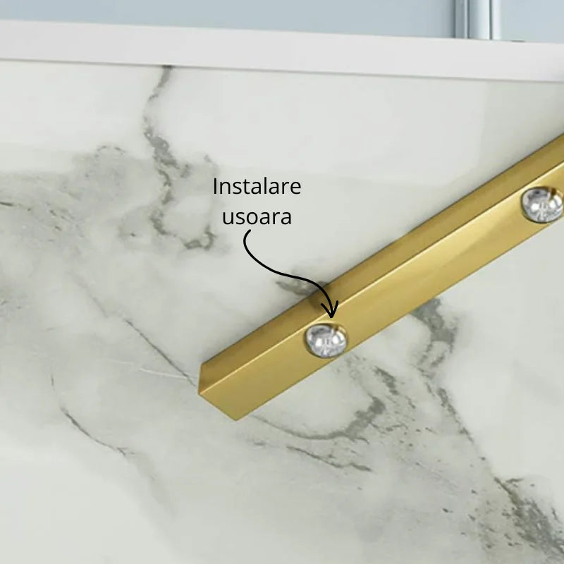 Masuta de cafea moderna cu blat tip marmura si cadru auriu, 2 nivele de depozitare 40x40x43 cm