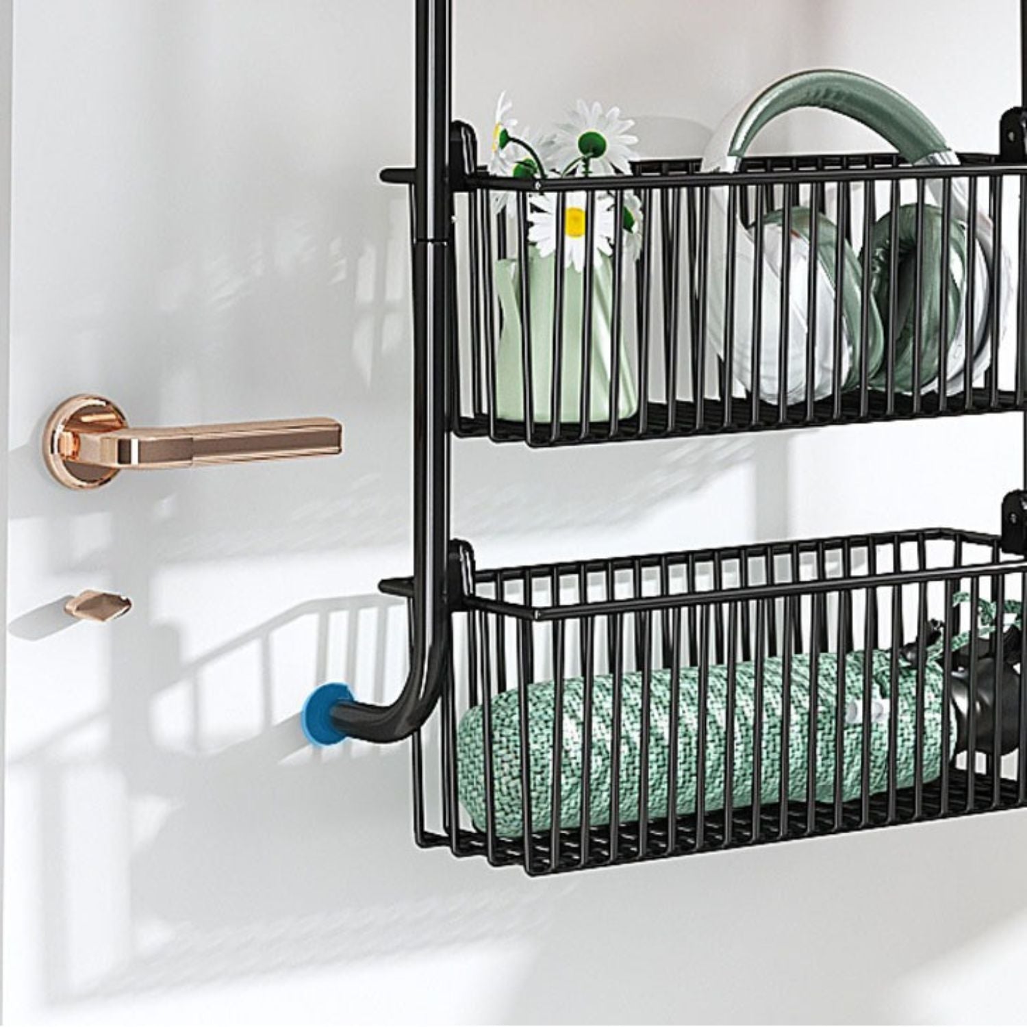 Organizator metalic cu 4 nivele pentru usa – suport depozitare 2 cosuri mari + 2 mici, culoare alb sau negru