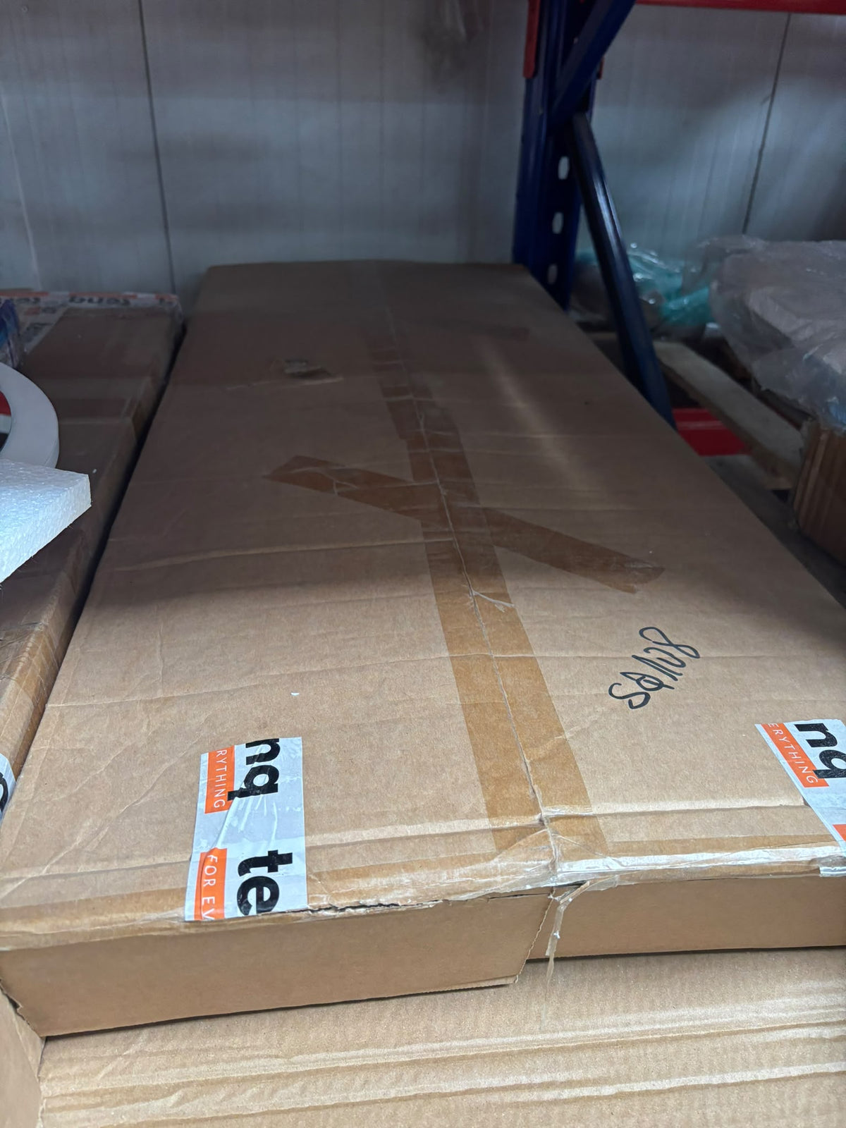 RESIGILAT — Masa toaletă cu oglindă LED tactilă, cu rafturi și sertare – MDF + lemn masiv, alb/gri, 100x120x40 cm Alb · Bun #002