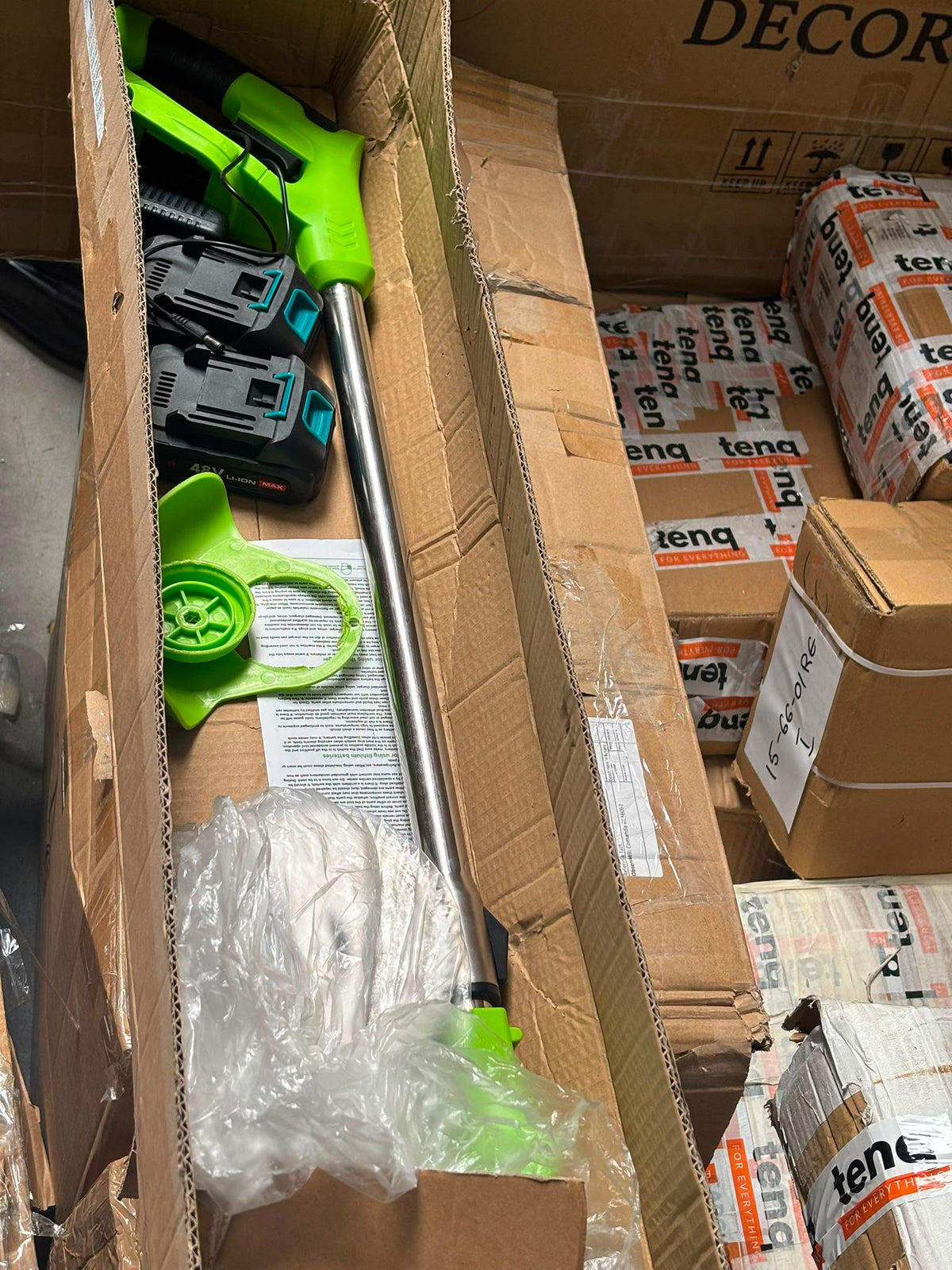 RESIGILAT — Motocoasa electrica 48V, 4000 mAh, 18000 RPM, cu acumulatori Cu 2 acumulatori de 48v si roti detasabile · Acceptabil #001