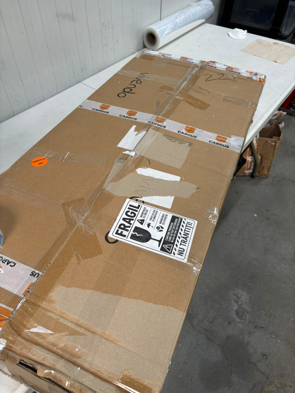 RESIGILAT — Masa toaletă cu oglindă LED tactilă, cu rafturi și sertare – MDF + lemn masiv, alb/gri, 100x120x40 cm Alb · Acceptabil #001
