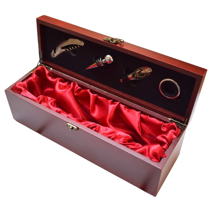 Set Cadou Cutie din Lemn pentru Sticla de Vin cu Accesorii – Elegant si Premium