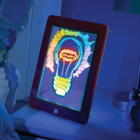 Tableta luminoasa pentru desenat, Magic Pad, carioci speciale si sabloane incluse, divertisment educativ - imagine 2