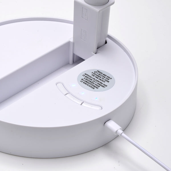 RESIGILAT - Ventilator portabil și telescopic cu acumulator si incarcare USB