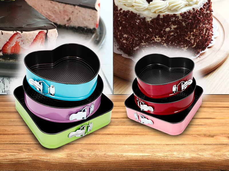 RESIGILAT - Set 3 forme colorate pentru prajituri - forma rotunda, patrata si inima