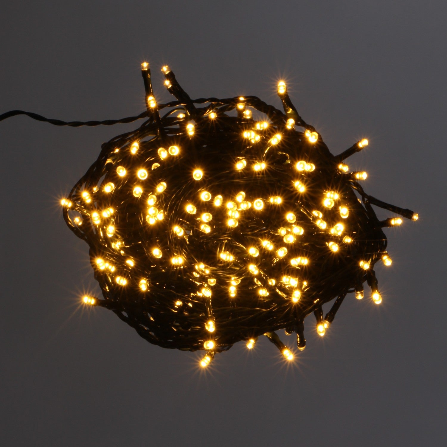 Instalatie pentru brad sau decoratiuni interioare cu 300 de leduri