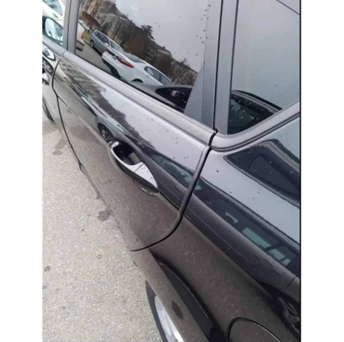 Banda (cheder) de protectie auto pentru usi, 5 m