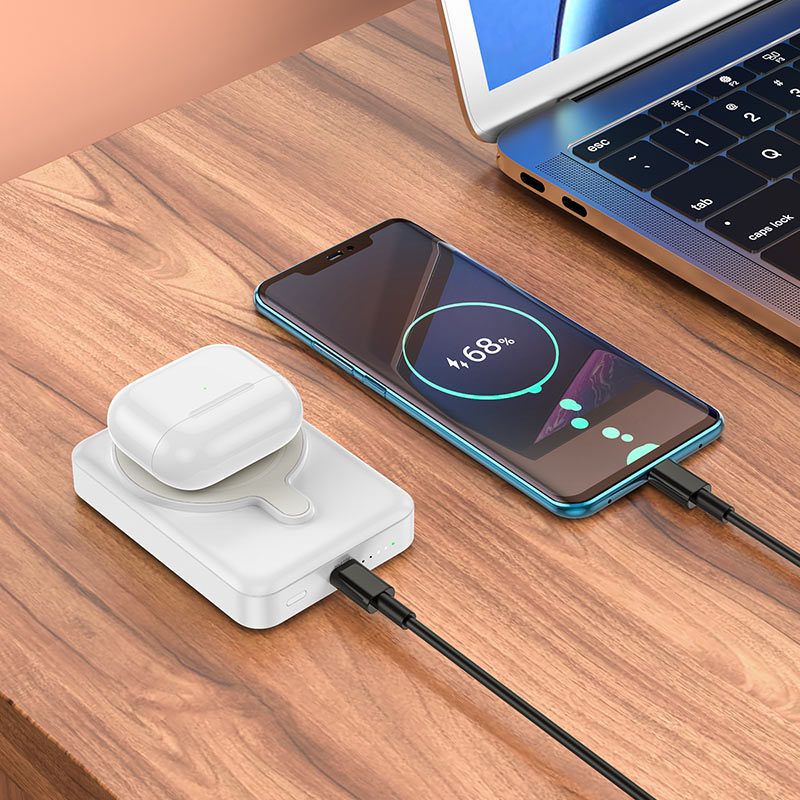 Baterie externa compatibila MagSafe, Hoco Q11 Wireless Fast Charging si prindere magnetica, pentru iPhone, Apple Watch si casti AirPods