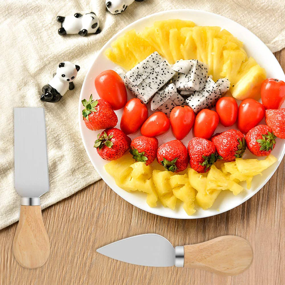 Set 6 cutite cu maner de lemn pentru branzeturi