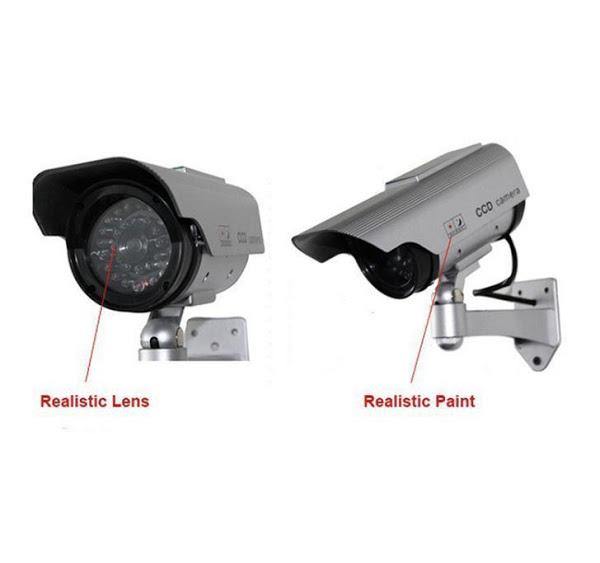 Set 2 camere false de supraveghere cu aspect profesional - Tenq.ro